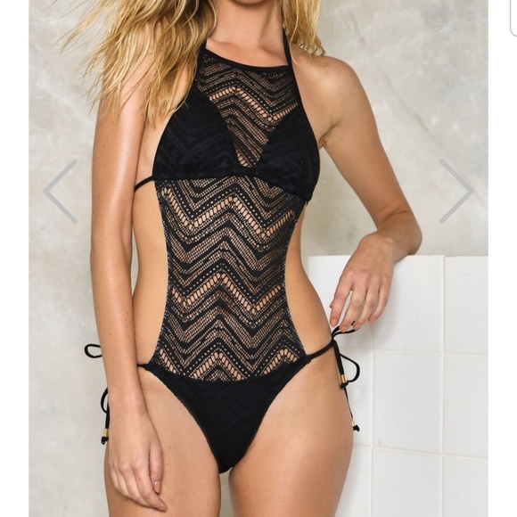 Nasty Gal My Good Side Chevron Suit - Picture 4 of 4